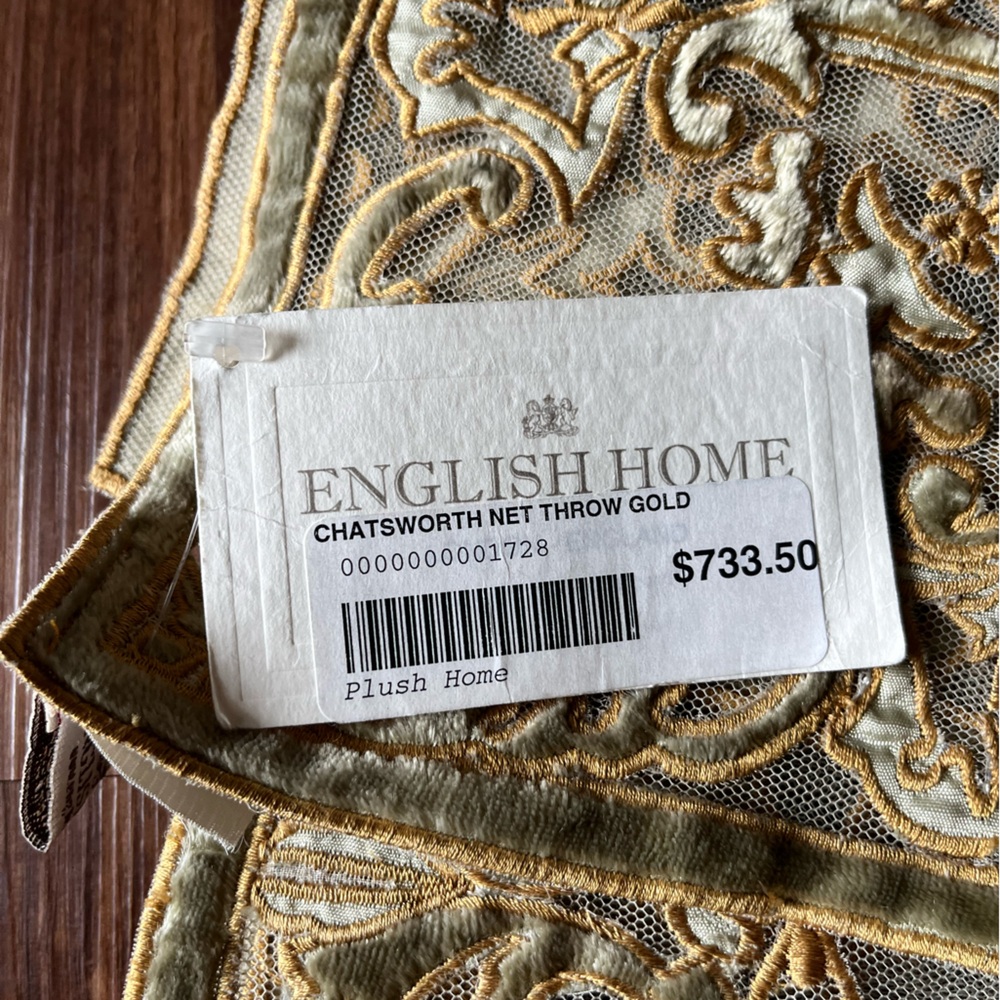 NWT English Home Chatsworth Net Throw Gold
47”by 47” - Picture 4 of 9